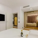 One Luxury Herastrau Parc