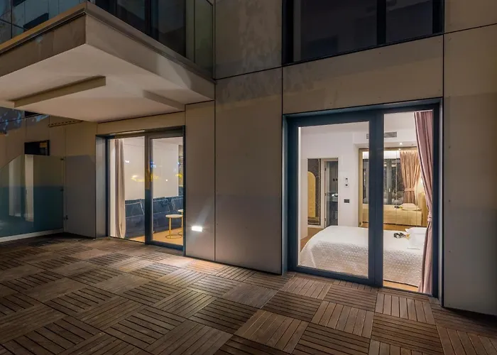 One Luxury Herastrau Parc 布加勒斯特