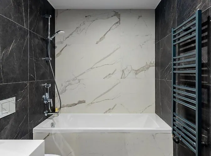 公寓 One Luxury Herastrau Parc *